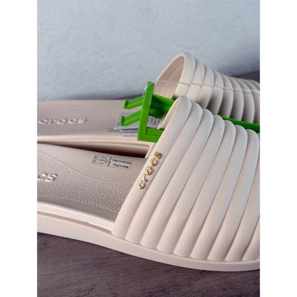 NWT Crocs Miami Slide Sandals Womens Sz 10 Slip On Shoes Off White/Dew Beige - Picture 2 of 7